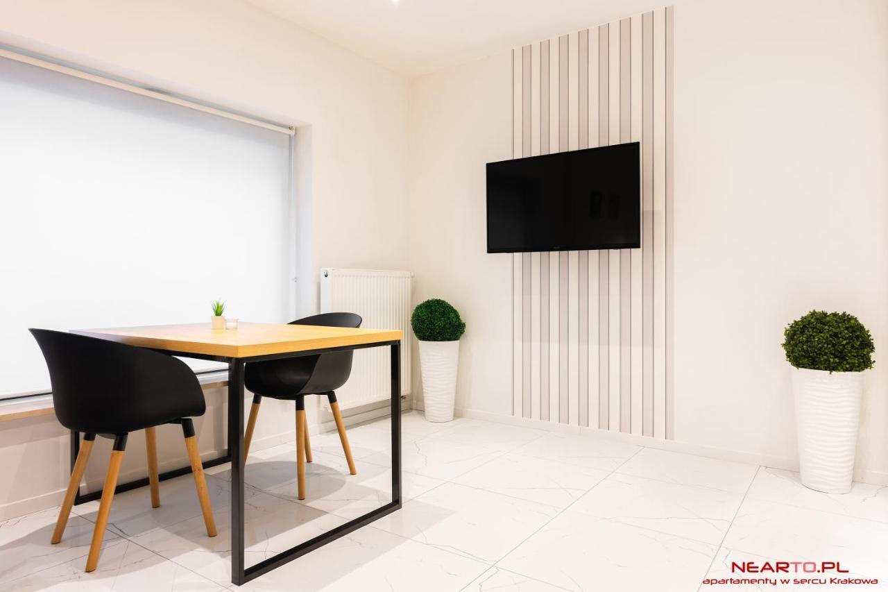 Apartment Nearto Old Town Halicka Street Krasków Exterior foto
